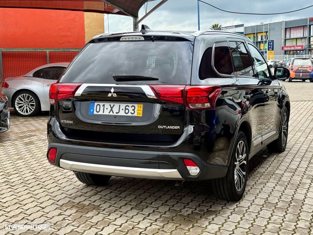 Mitsubishi Outlander 2.2 DI-D Intense - 6