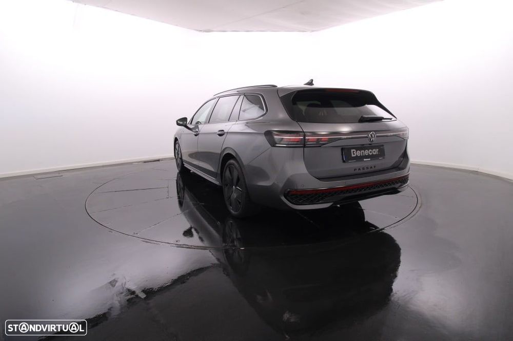 VW Passat Variant 1.5 TSI eHybrid R-Line DSG - 5