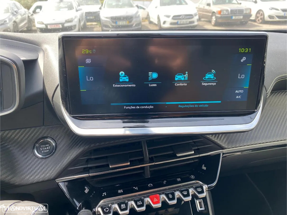 Peugeot e-2008 50 kWh GT Pack - 39