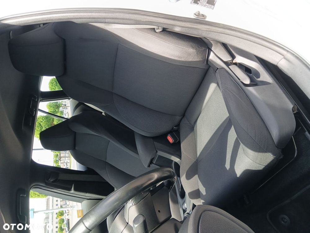 Toyota Corolla 1.2 T Active - 38