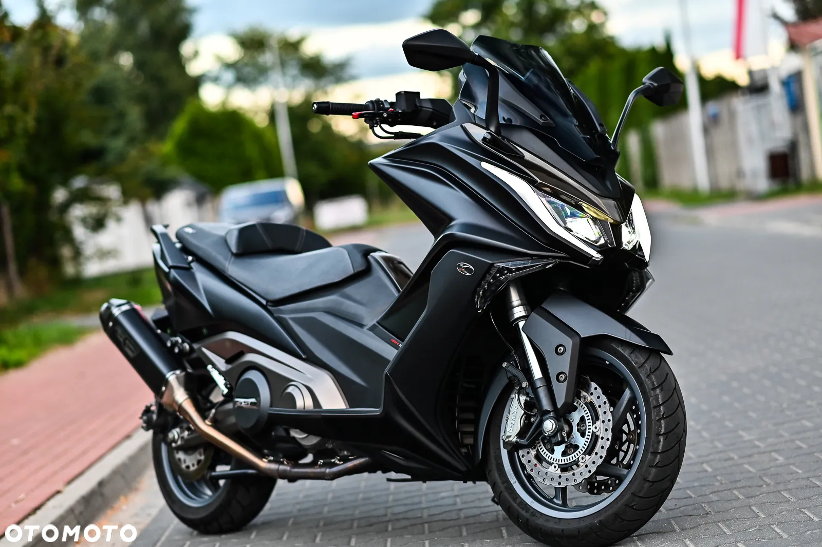 Kymco AK 550 - 4