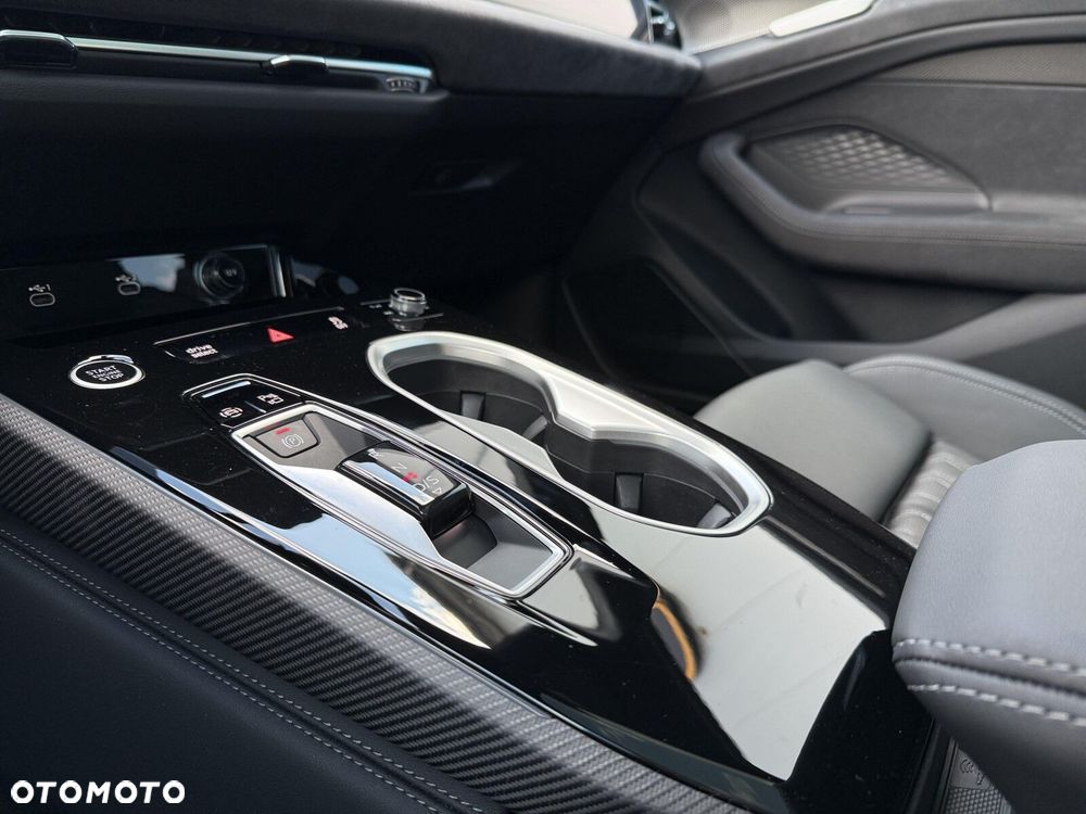Audi A6 Avant TFSI mHEV Quattro S tronic - 22