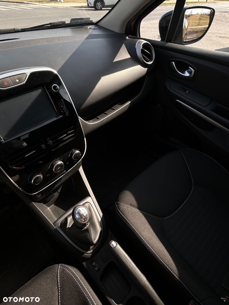Renault Clio - 15