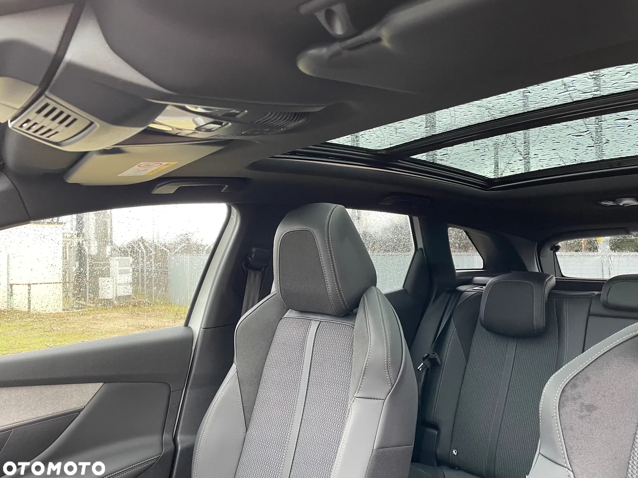 Peugeot 3008 1.6 PureTech Hybrid4 PHEV GT S&S EAT8 - 12