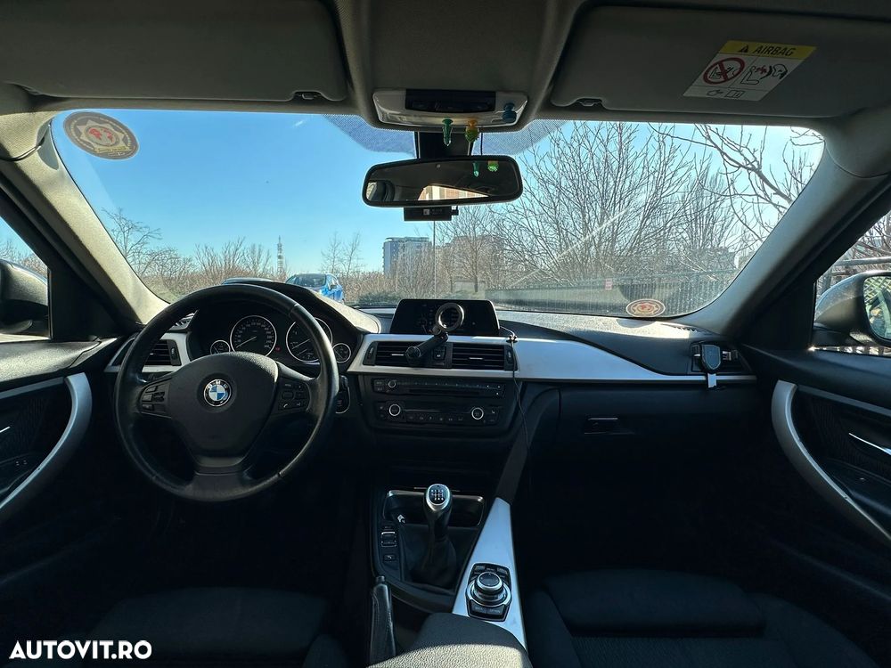 BMW Seria 3 318d Blue Performance - 20