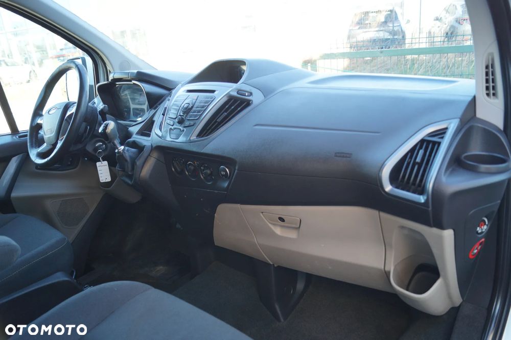 Ford Transit Custom - 23