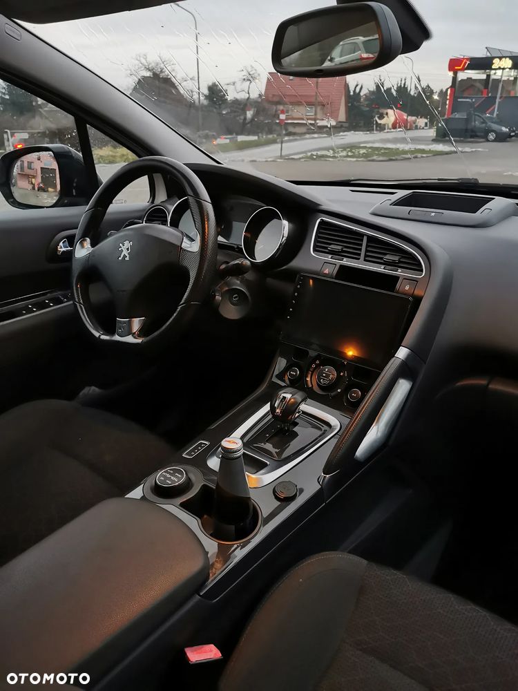 Peugeot 3008 2.0 HYbrid4 - 12