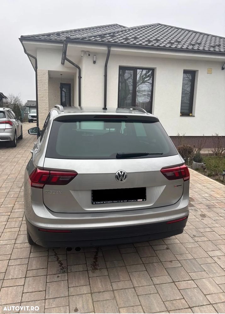 Volkswagen Tiguan - 6