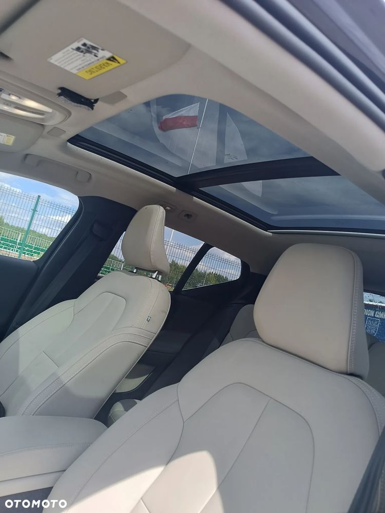 Volvo XC 40 - 7