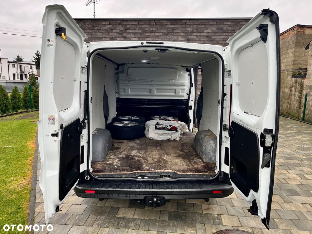 Renault Trafic - 19
