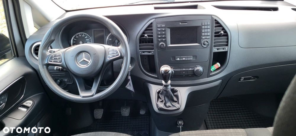 Mercedes-Benz Vito - 10