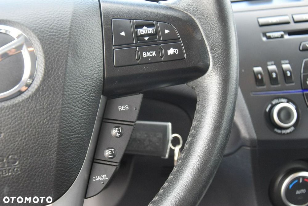 Mazda 3 1.6 Exclusive - 25