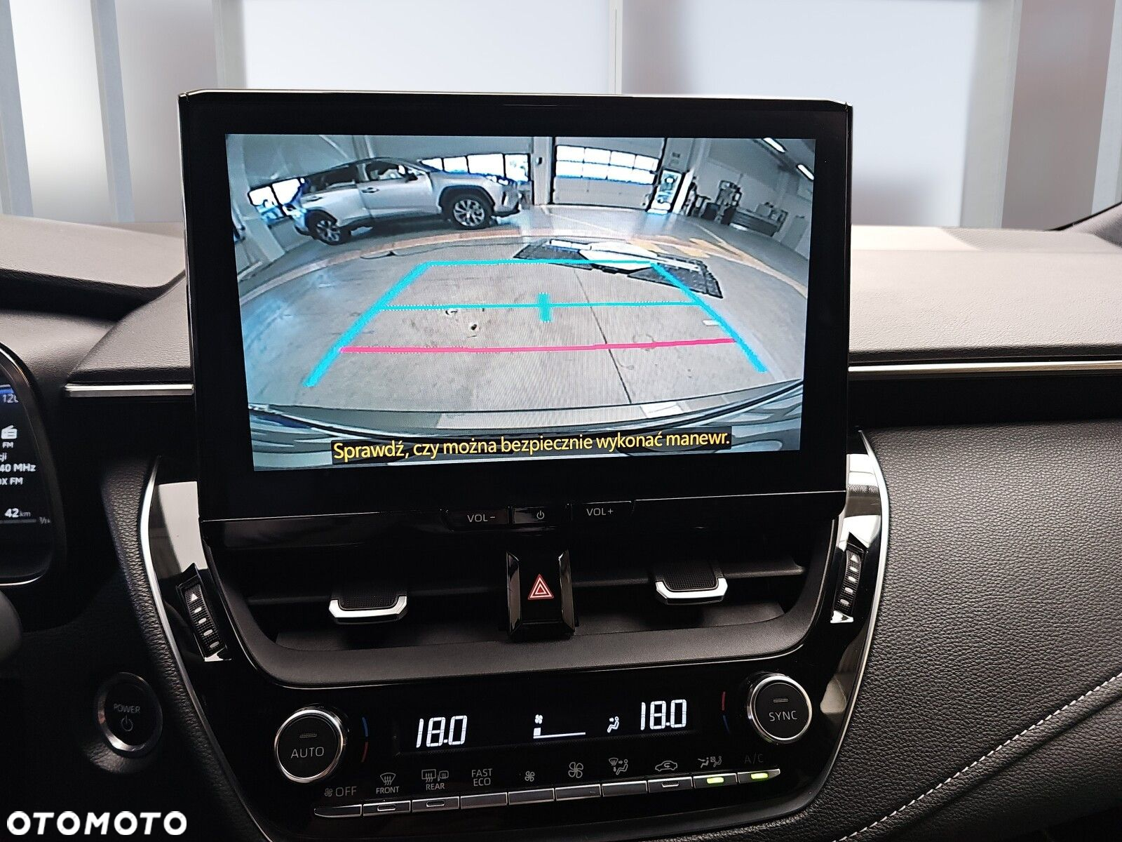 Toyota Corolla 2.0 Hybrid Comfort - 14