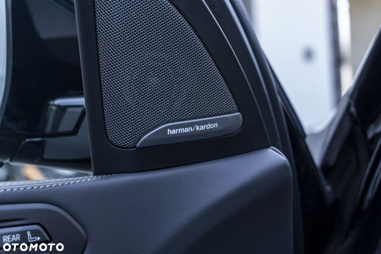 BMW X7 - 16