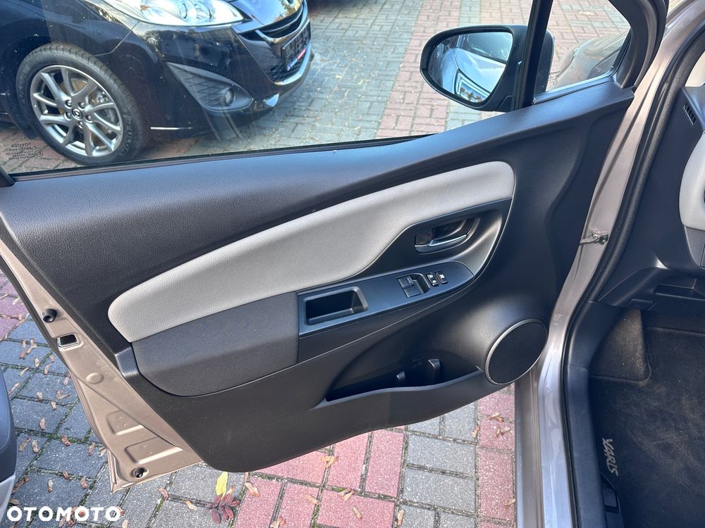 Toyota Yaris - 17