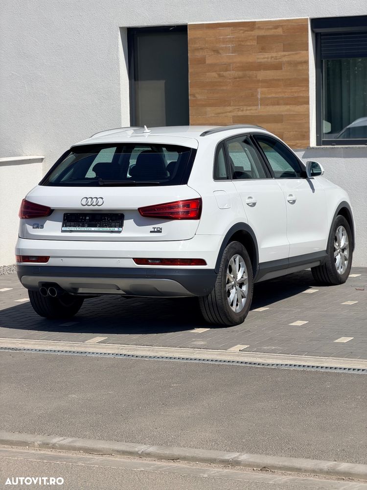 Audi Q3 2.0 TDI Quattro Stronic Design - 3
