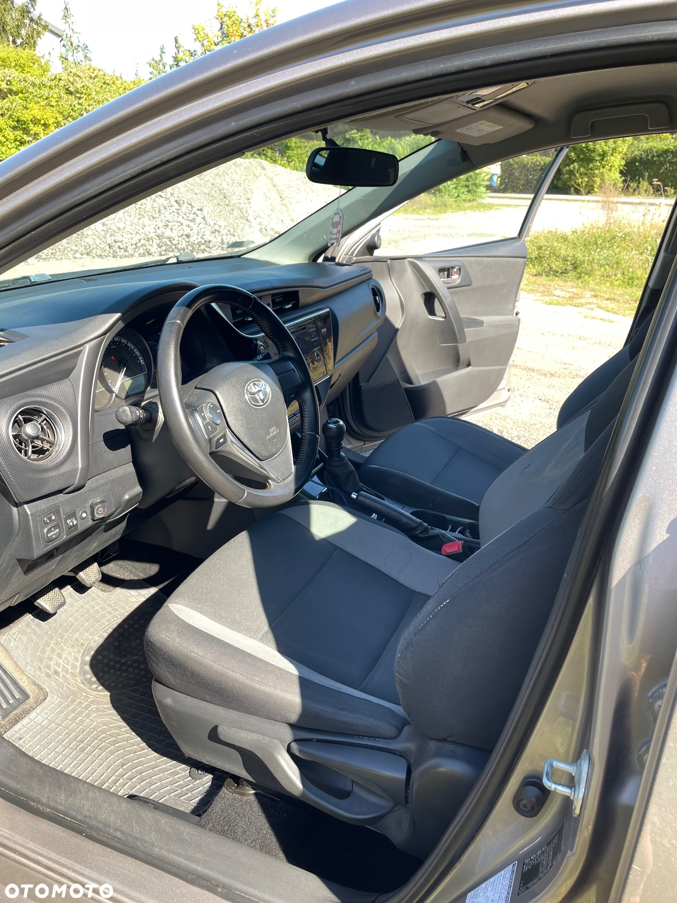 Toyota Auris 1.33 VVT-i Active - 12
