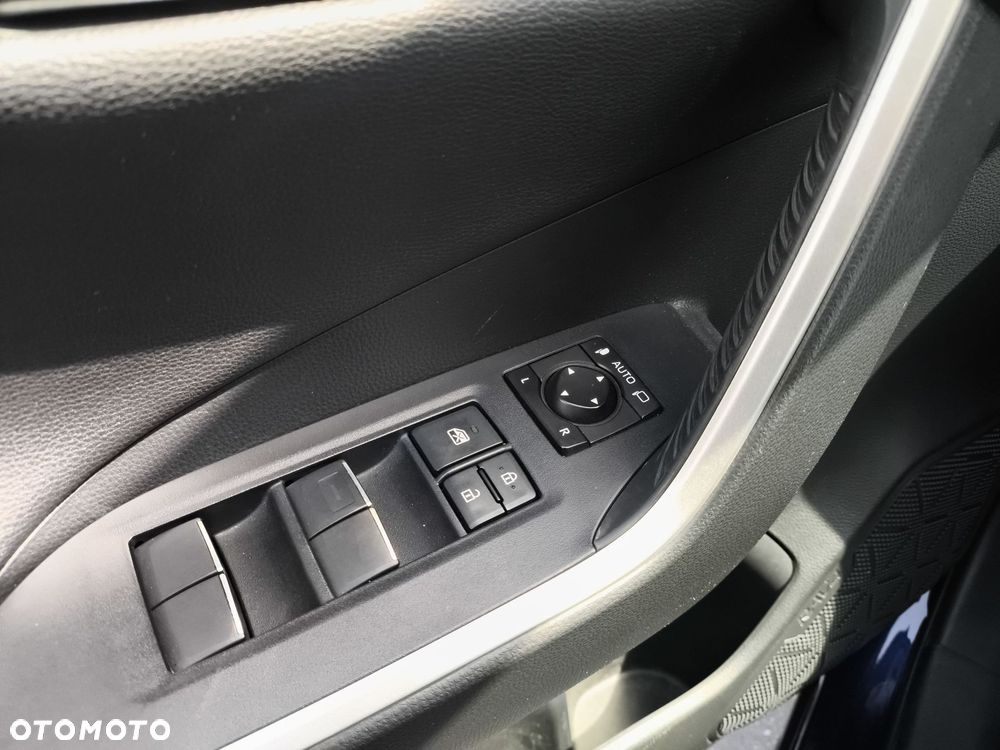 Toyota RAV4 2.0 Comfort 4x4 - 21