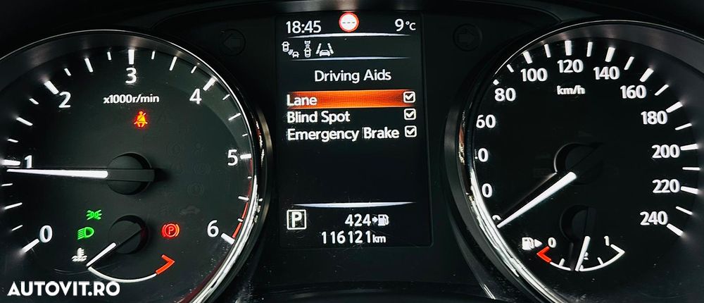 Nissan Qashqai 1.6 DCI Xtronic TEKNA - 34