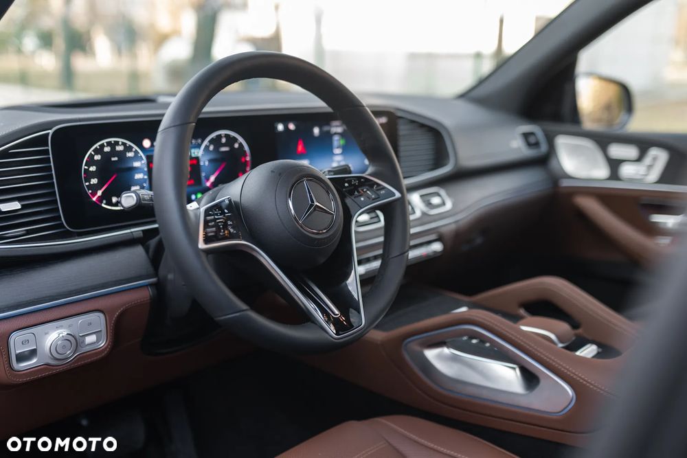 Mercedes-Benz GLE - 13