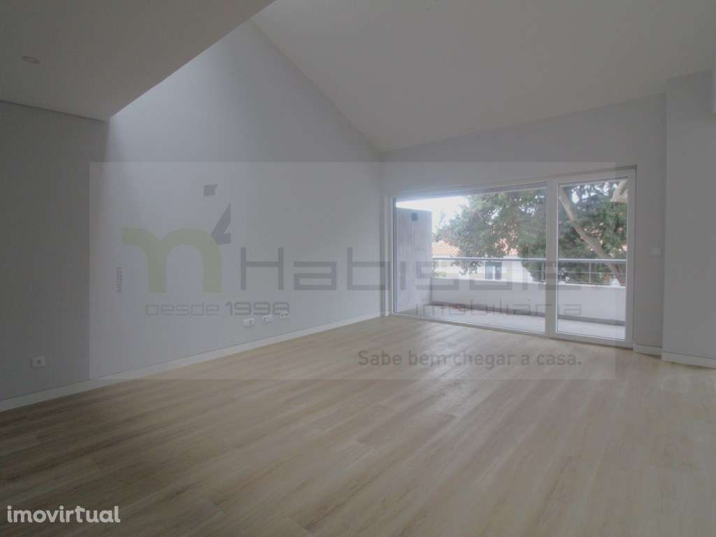 Excelente apartamento T3+1 no Centro de Carcavelos com Acabamentos ... - Grande imagem: 4/24