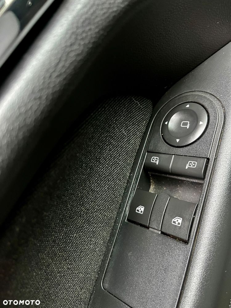 Opel Astra 1.6 Enjoy - 13