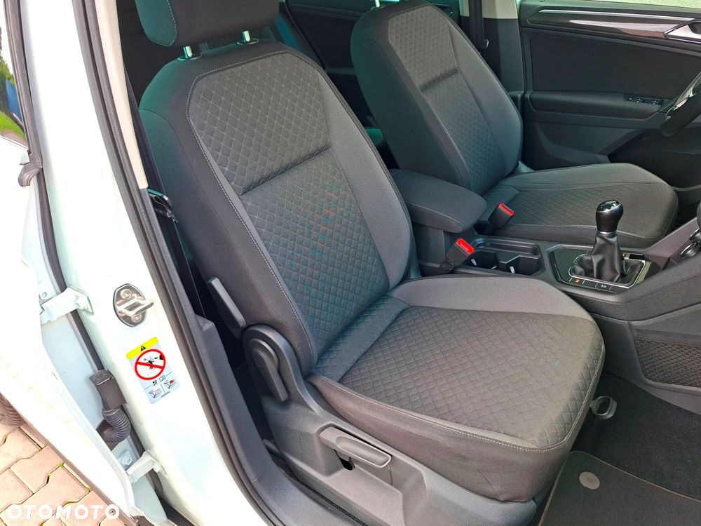 Volkswagen Tiguan 1.4 TSI BMT ACT Comfortline - 23