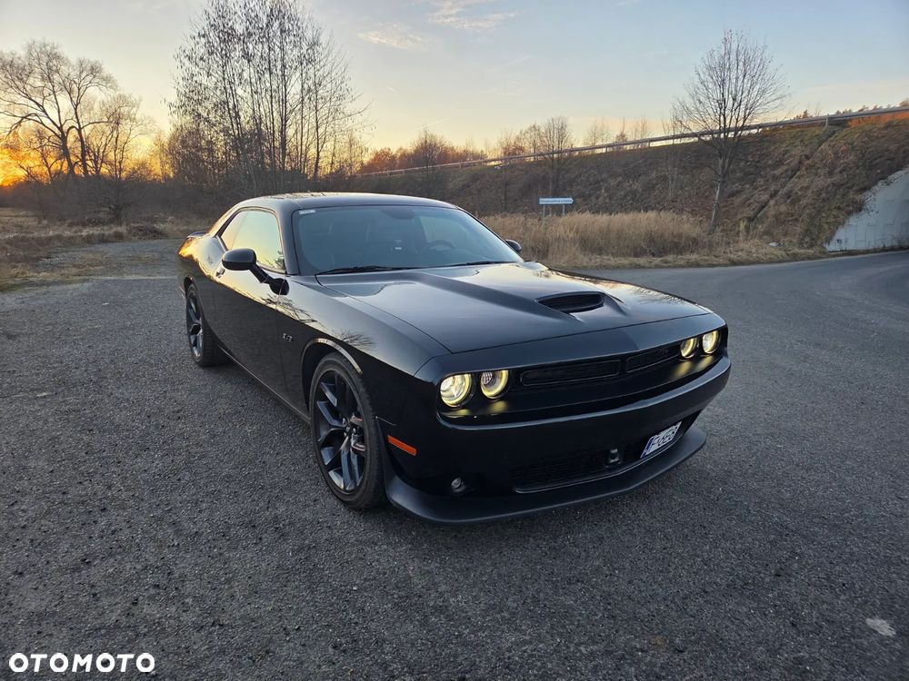 Dodge Challenger 5.7 R/T - 4