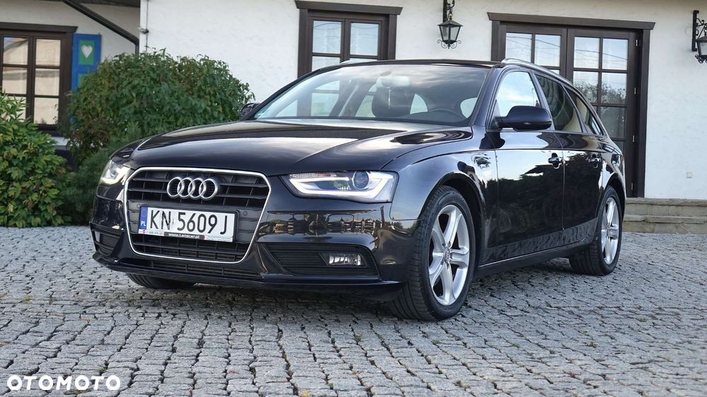 Audi A4 Avant - 10