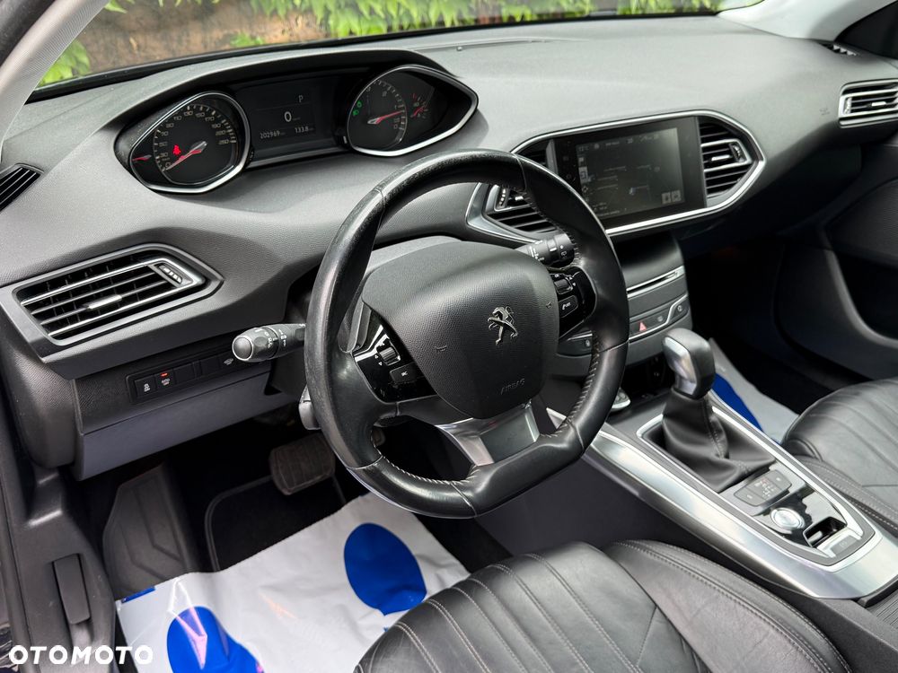 Peugeot 308 BlueHDi FAP 150 EAT6 Stop & Start Allure - 22