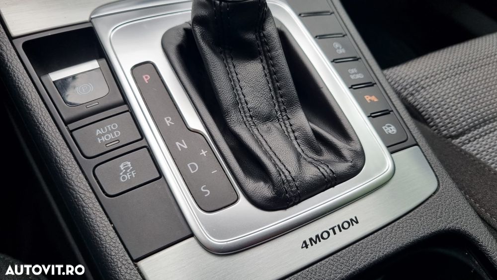 Volkswagen Passat 2.0 TDI 4Motion BlueMotion Technology DSG Highline - 8