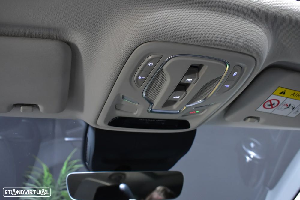 MG EHS 1.5 T-GDI Plug-in Hybrid Luxury - 40