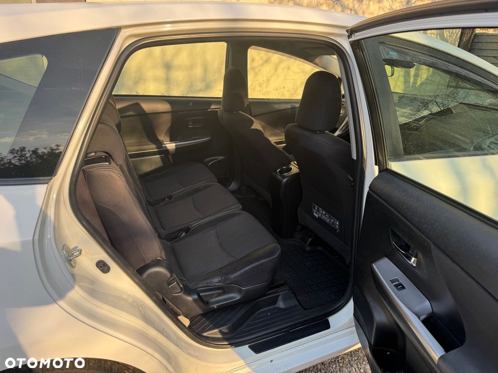 Toyota Prius+ - 15