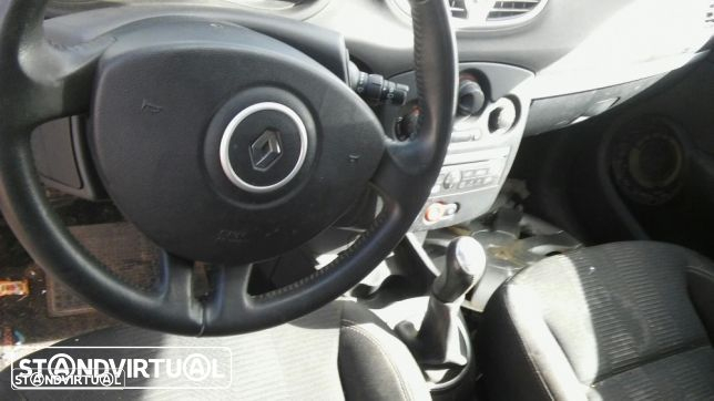 Renault clio 3 para peças ler descriçao do anuncio - 7