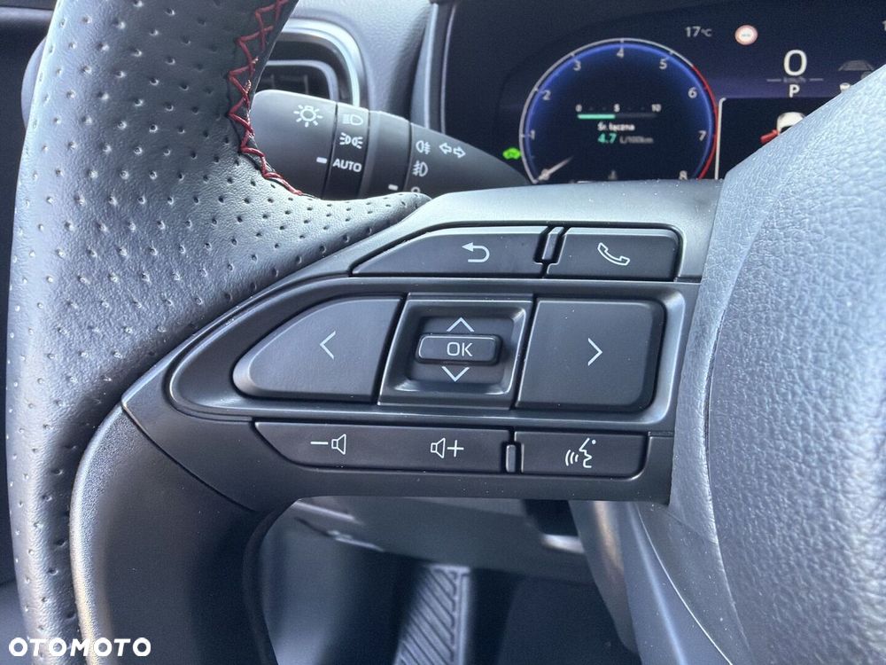 Toyota Yaris Cross Hybrid 1.5 GR Sport - 22