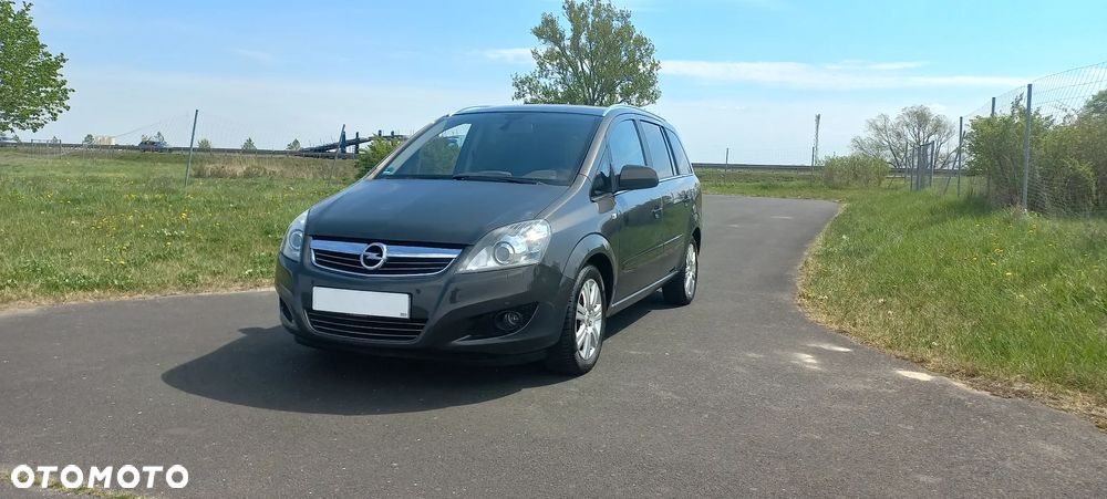 Opel Zafira 1.8 Family - 9