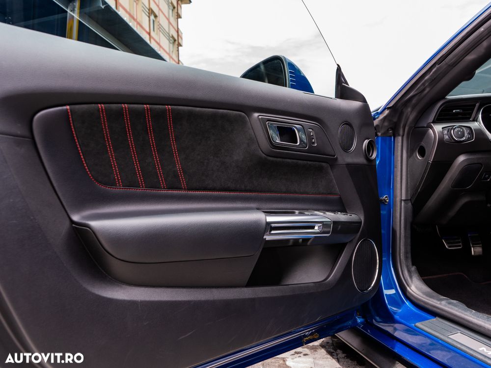 Ford Mustang 5.0 V8 Aut. GT - 31