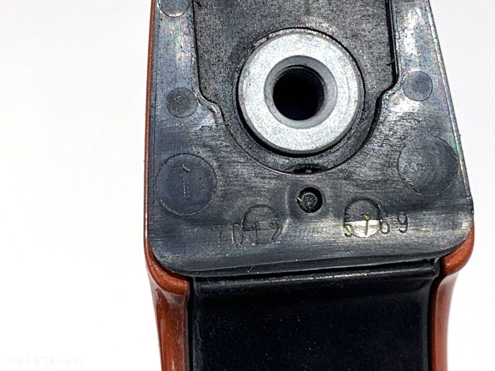 KLAMKA ZEWNĘTRZNA PRAWY TYŁ  SUZUKI IGNIS III (MF) 2016 - 2022 1.2 (ATK412) 66 kW [90 KM] benzyna - 4