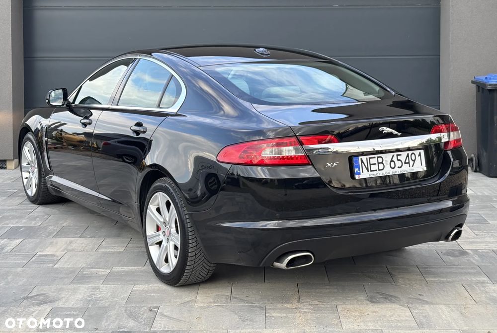 Jaguar XF 3.0 V6 D Premium Luxury - 8
