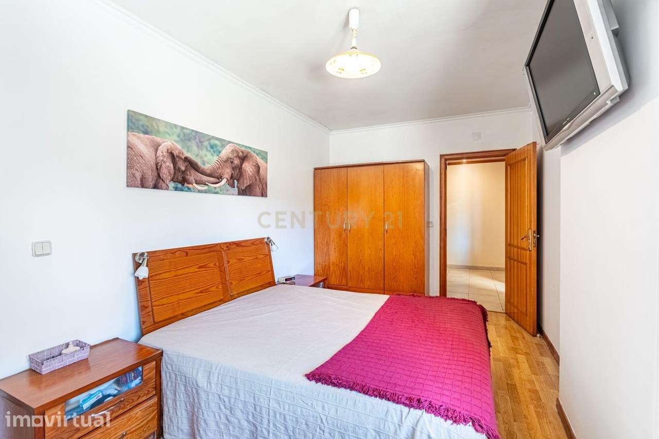 Exclusivo T3+2 Duplex na Urbanização da Cavaleira | 205 m² de Área Tot - Grande imagem: 5/35