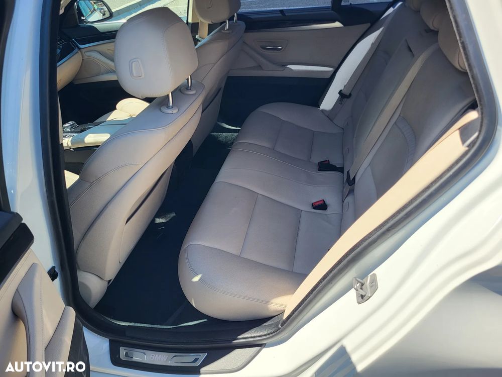 BMW Seria 5 520d xDrive Aut. Luxury Line - 12