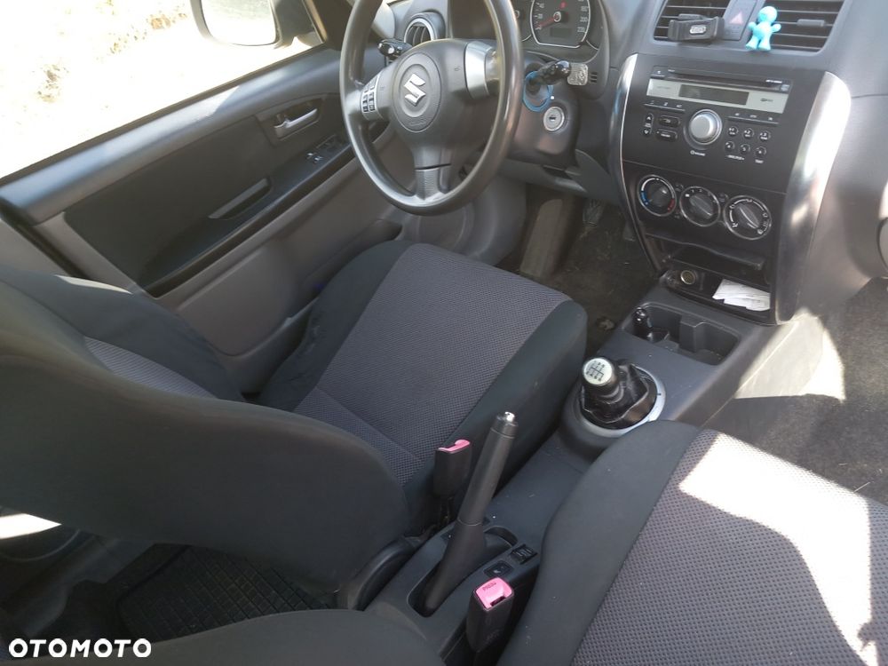 Suzuki SX4 - 1