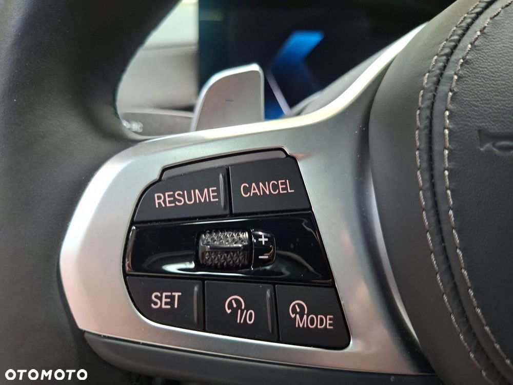 BMW X7 - 30
