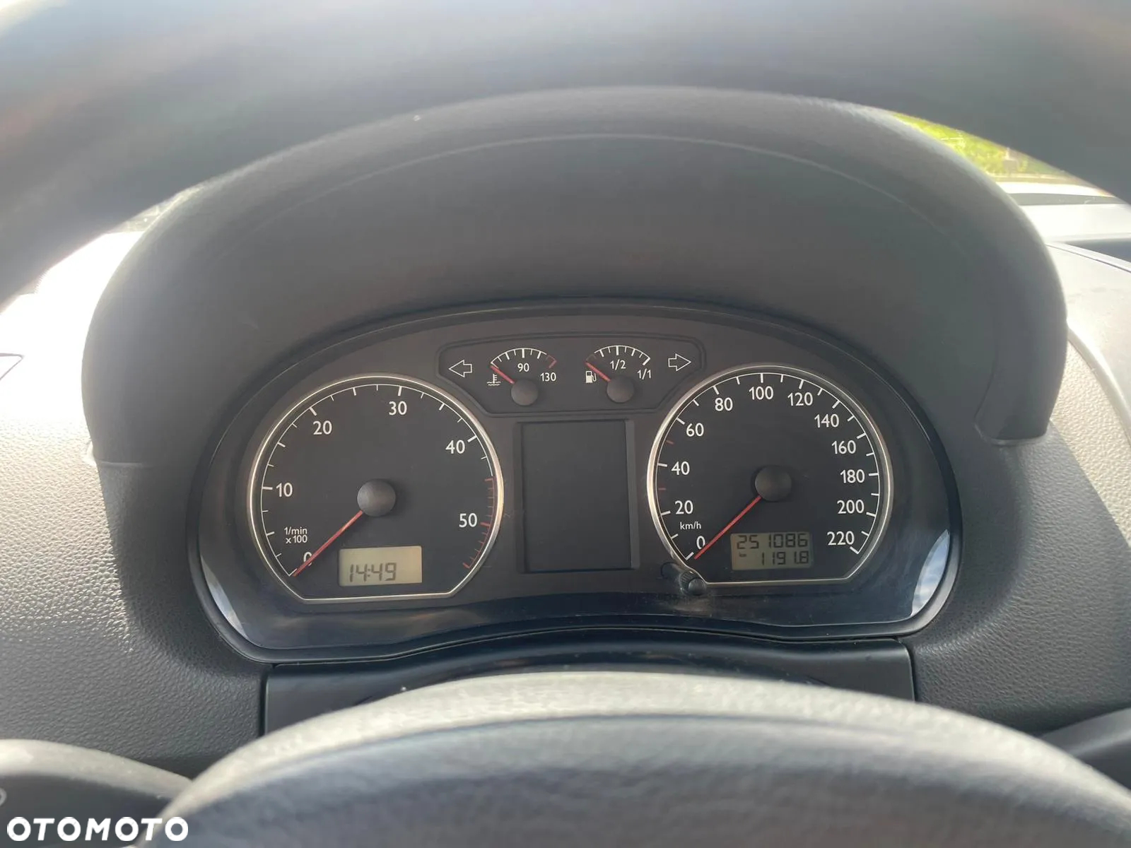 Volkswagen Polo 1.9 TDI Highline - 8