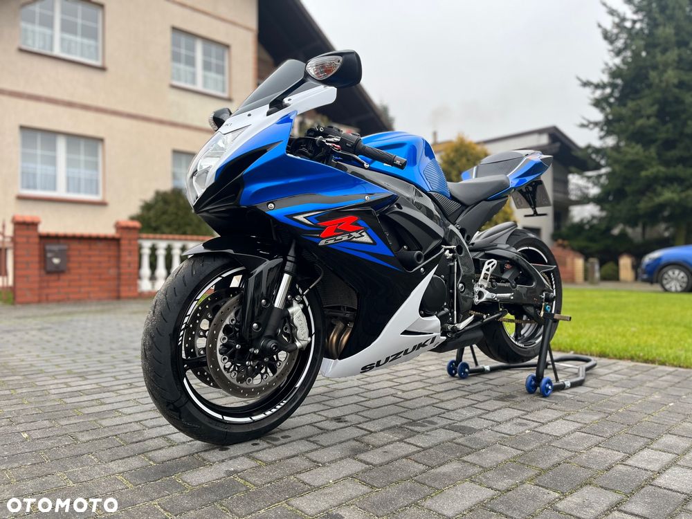 Suzuki GSX-R - 8