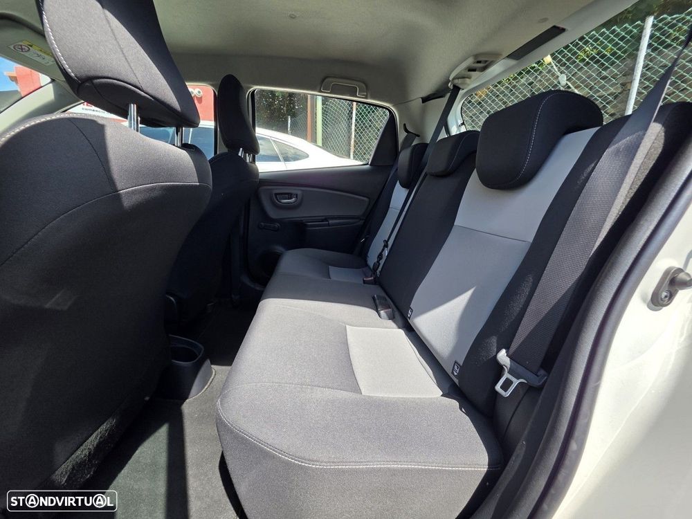 Toyota Yaris 1.0 VVT-i Comfort Plus - 7