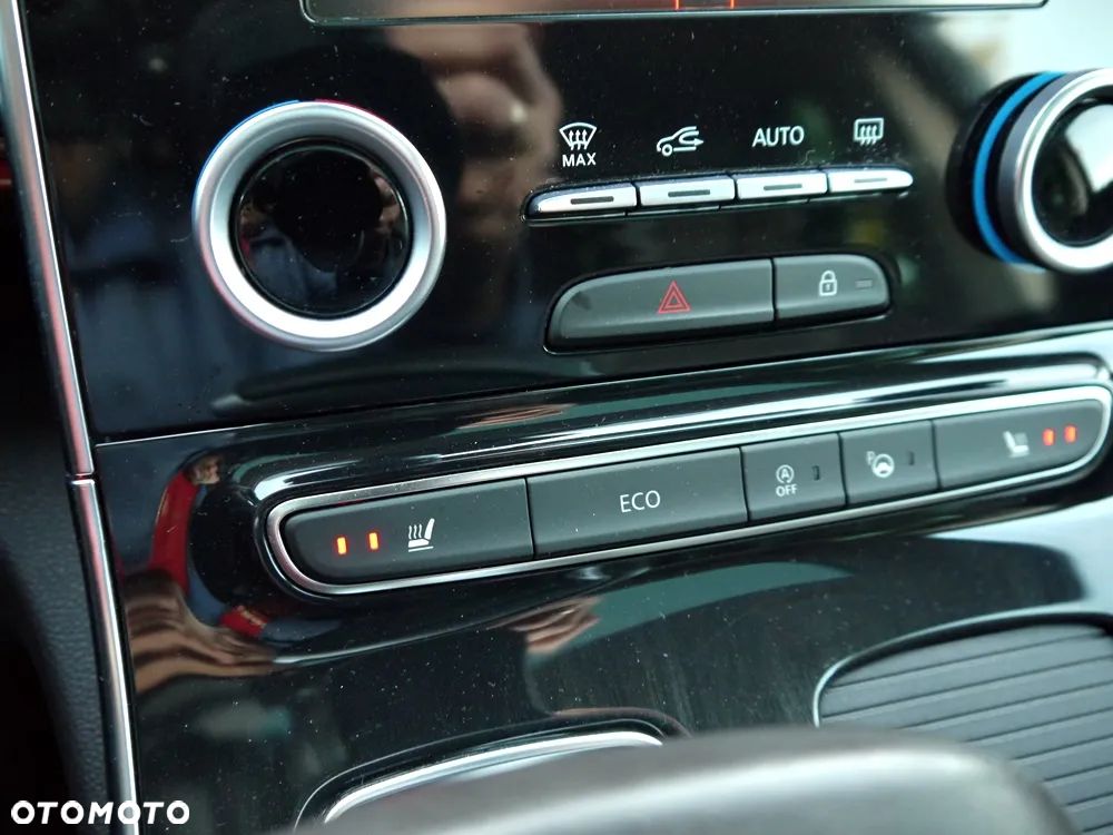 Renault Espace 1.6 dCi Energy Initiale Paris EDC 7os - 32