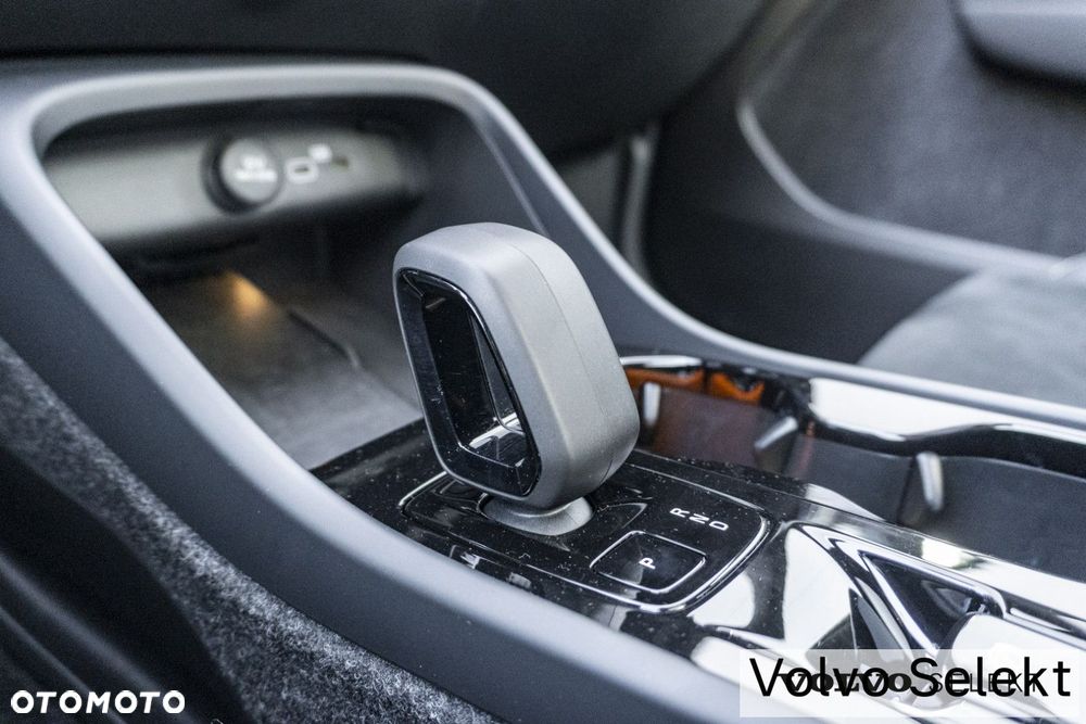 Volvo XC 40 - 22