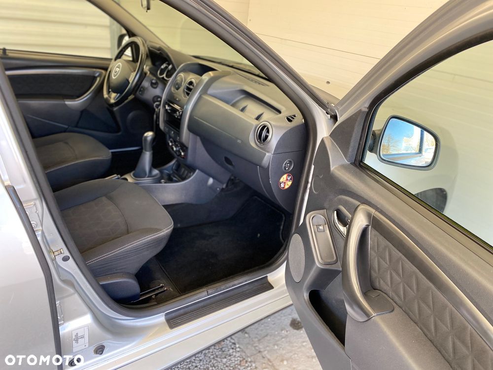 Dacia Duster 1.6 Laureate - 14