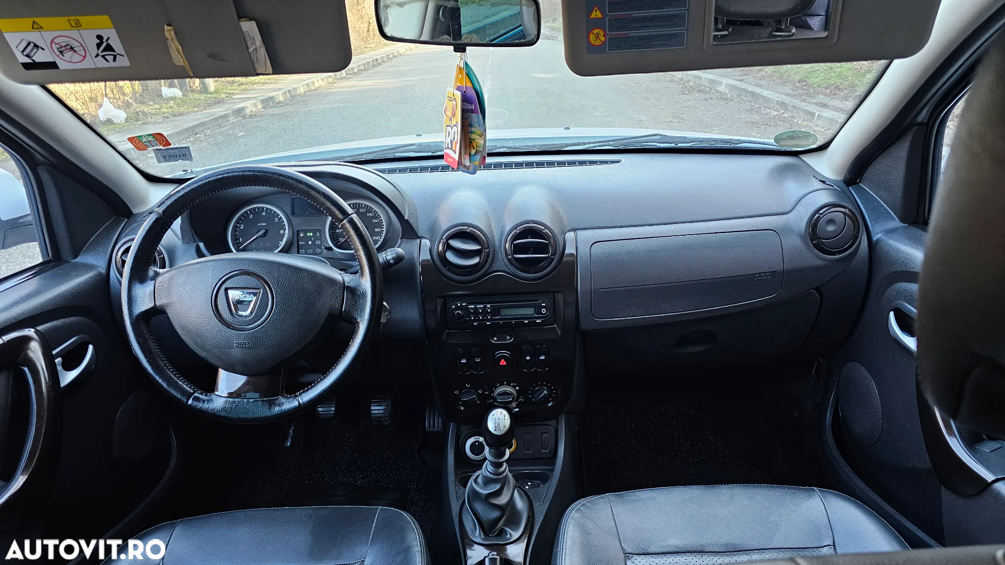 Dacia Duster 1.6 4x4 Prestige - 14